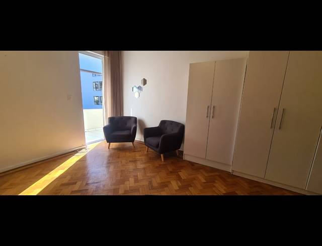 0.5 BEDROOM APARTMENT RENTED IN SEA POINT